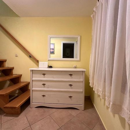 Apartman Lana Kaštela Kültér fotó
