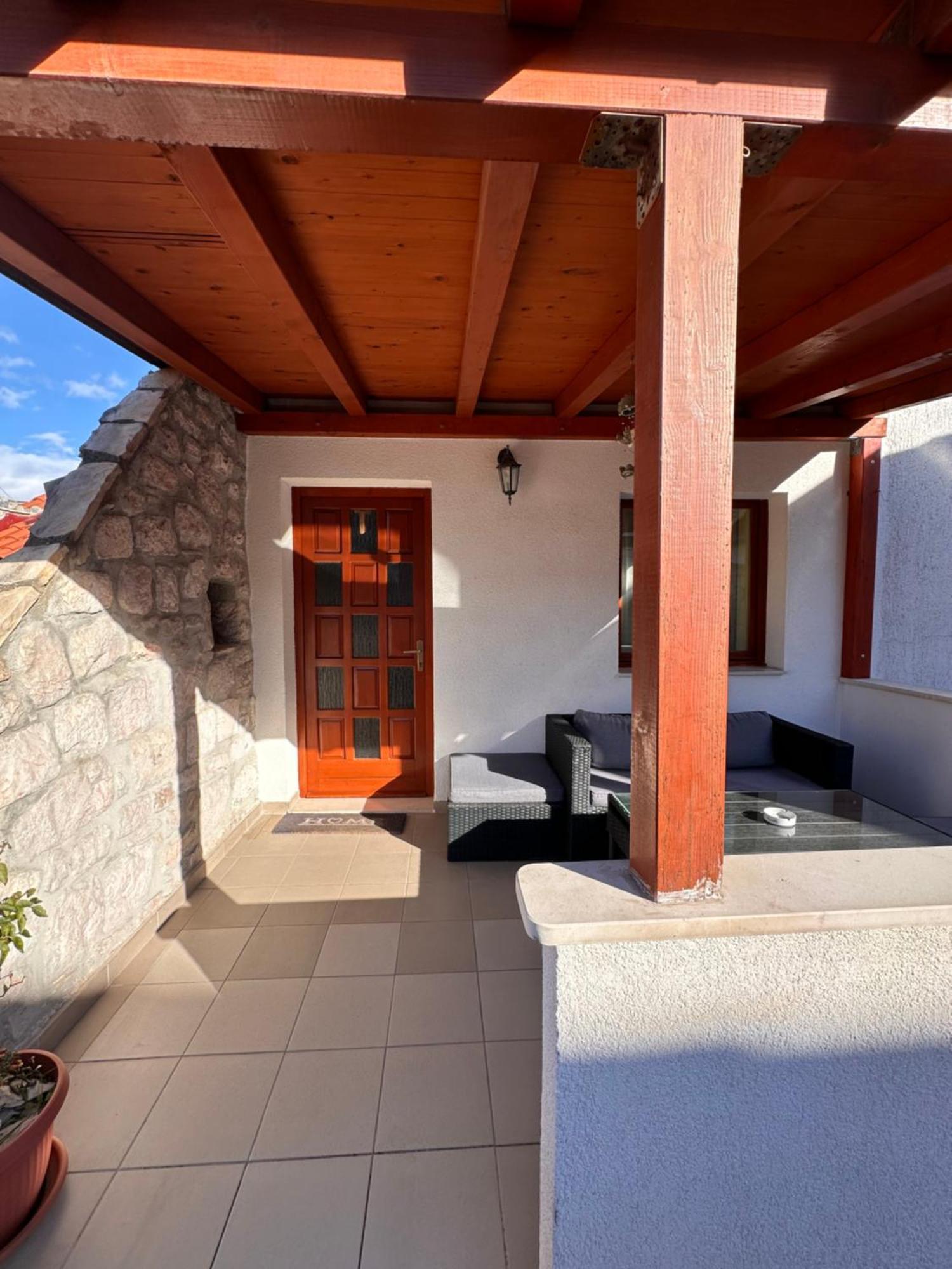 Apartman Lana Kaštela Kültér fotó